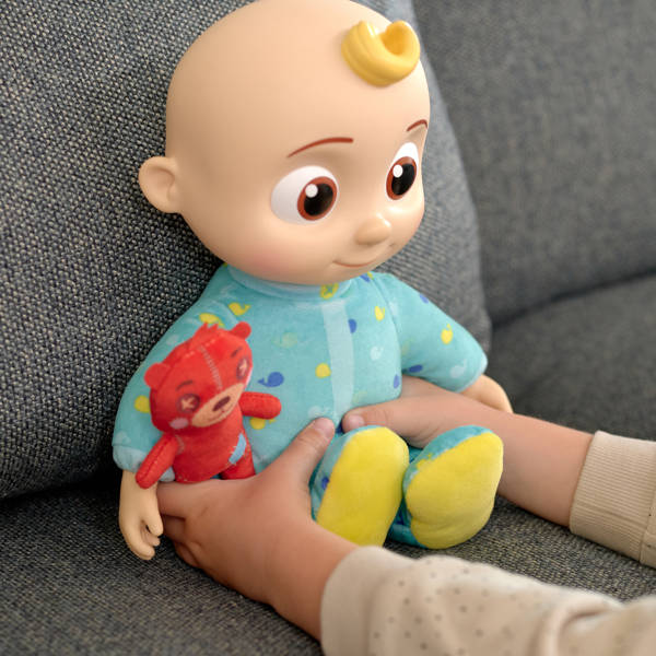 WT80114 JJ Doll Lifestyle.3